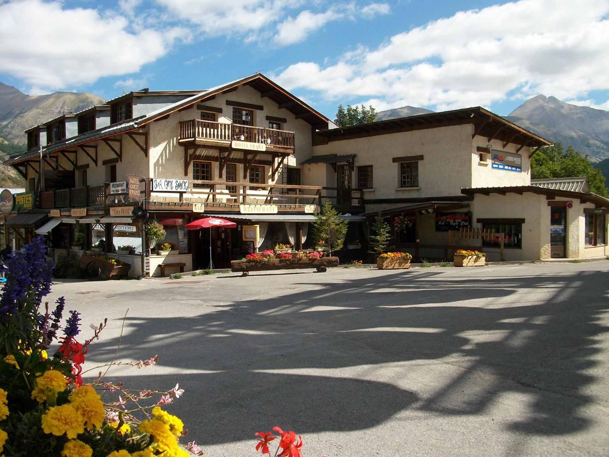 Hotel Franz Allos Buitenkant foto